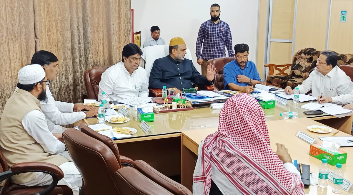 husseni_s's tweet photo. Today attended the Telangana State Hajj Committee meeting at Hajj House, Nampally, Hyderabad.
#syedazmathullahhusseni #cmrevanthreddy #WaqfDevelopment #azmathullahhusseni #telanganaazmath https://t.co/4XyUGwtIFw
