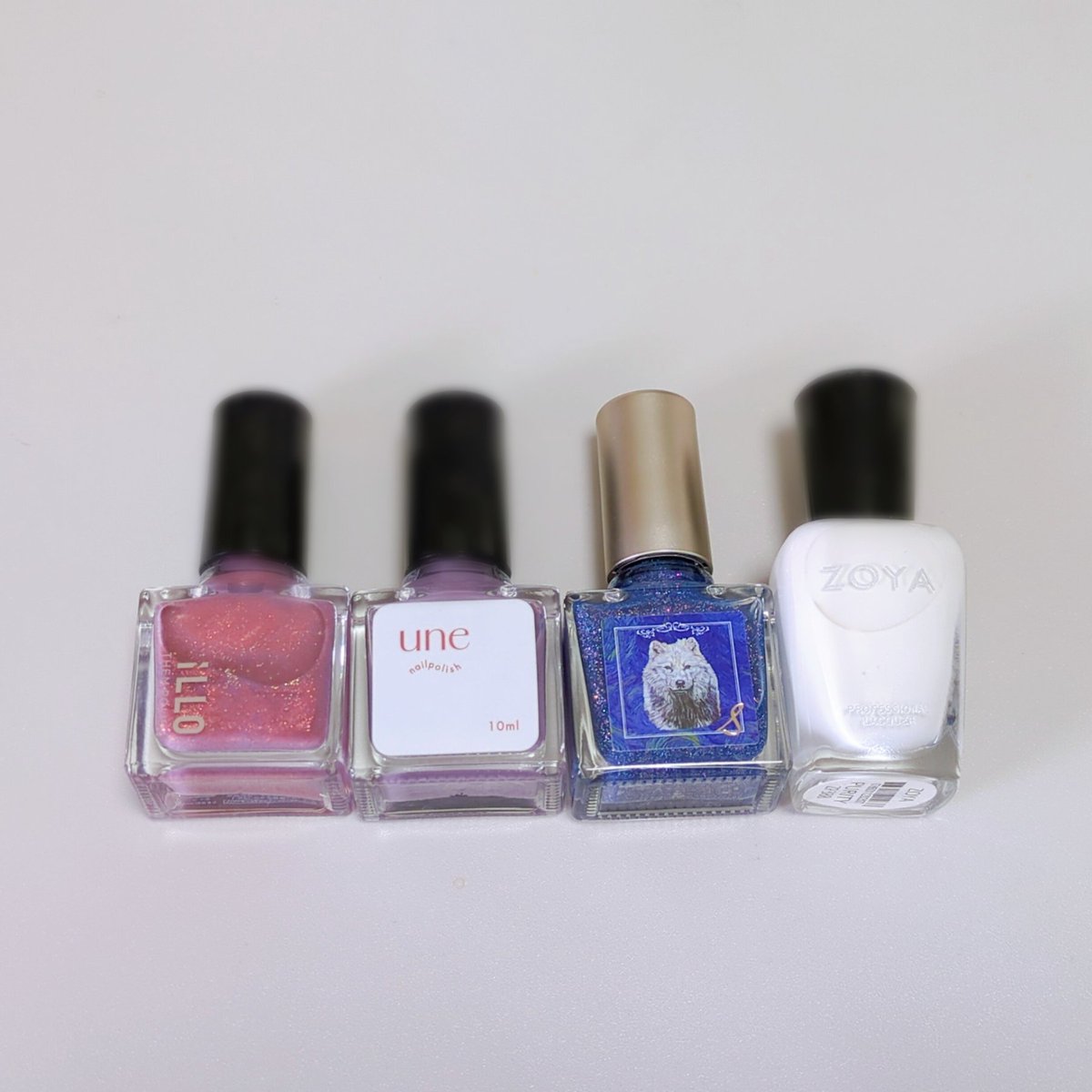 Rez_peace_B's tweet photo. 夕焼けネイル。

iLLO ゴールデンアワー
une nailpolish circus
nail S 海月テラス
ZOYA ZP380 PURITY
#今日のネイル　#セルフネイル https://t.co/LF7lr7SBJM