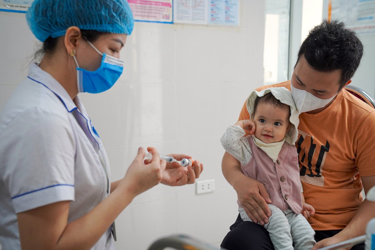 WHOVietnam's tweet photo. At a time when infectious disease threats are becoming more complex, Government leaders, scientists, researchers and partners gathered yesterday at the National Scientific Conference on Infectious Diseases to share knowledge and explore solutions for the challenges ahead.

World Health Organization Representative in Viet Nam Dr Angela Pratt highlighted the importance of science, innovation and collaboration in responding to growing health threats including:
-New diseases or diseases that have returned after being under control
-Antimicrobial resistance (which makes diseases harder to prevent and treat) and
-Climate change.

Dr Pratt commended Viet Nam for building a strong foundation for health security through high vaccination coverage, extensive surveillance and laboratory networks, and high social health insurance coverage.

The conference, hosted by the National Hospital for Tropical Diseases, also explored how climate change is reshaping infectious disease risks – and how new technologies, including AI, can strengthen disease preparedness and response.

Read Dr Pratt’s speech here: https://t.co/F8pftVTETd...

Photo credit: National Hospital for Tropical Diseases
