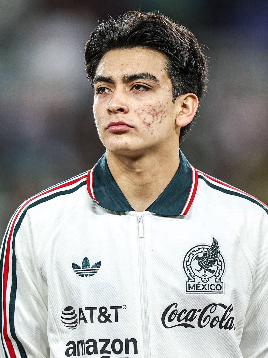 AlfredoFM77's tweet photo. Liga MX:
Gilberto Mora dejará a los Xolos de Tijuana y llegará a un grande de Europa. El anuncio se hará el 14 de Octubre cuando cumpla los 18 años y la transferencia está cerrada en $50mdd. Será la más grande cantidad pagada hacia un mexicano en toda la historia. https://t.co/ZP4WRooDdY