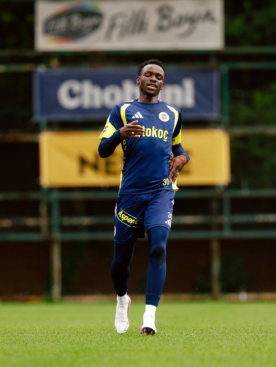 TekYolFener's tweet photo. Fenerbahçe’de Amara Diouf %100 hazır duruma geldi. Ocak ayında Diouf için planlama yapılacak. (Reşat Can Özbudak) https://t.co/Itkl2F0443