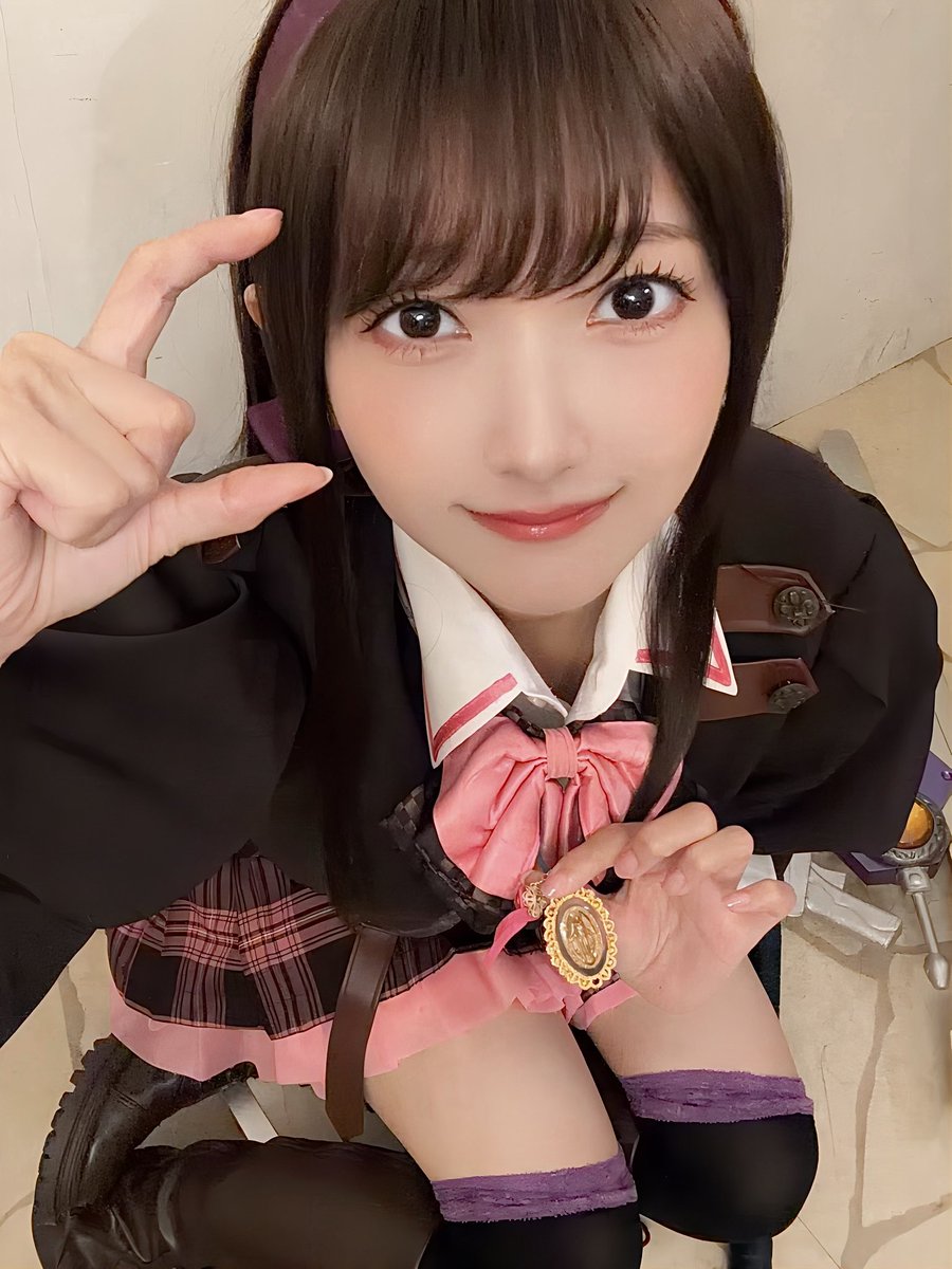 MaiAwatsu's tweet photo. 舞台「アサルトリリィ×私立ルドビコ女学院
〜白薔薇のパスカ〜」 撮影してきました𓆦⟡.·

#アサルトリリィ #ルド女 #未来様やばい https://t.co/LYZ2wWgiTB