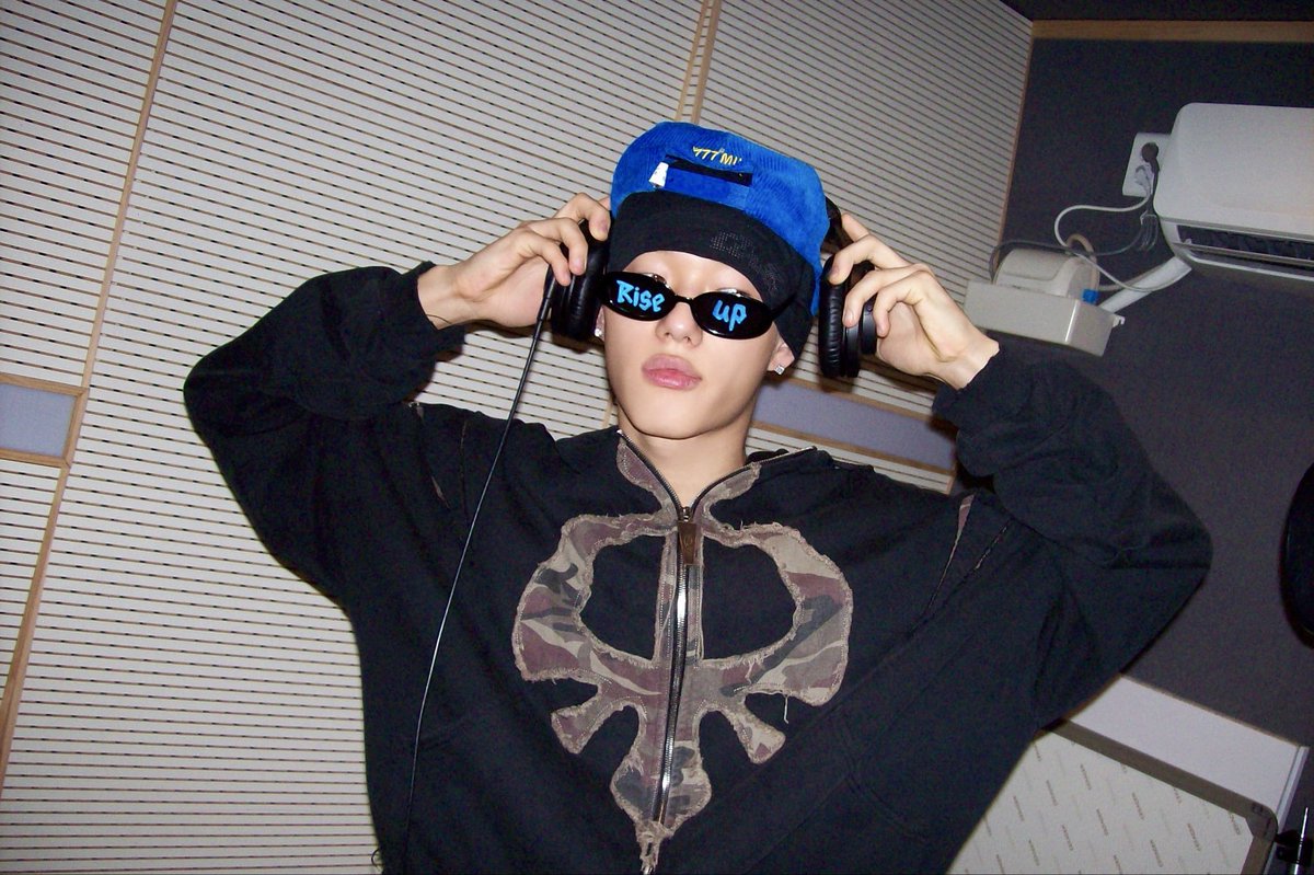 yeonnh_'s tweet photo. 이 사진 맘에든다 skrrrrr https://t.co/wbkJAgmAVi