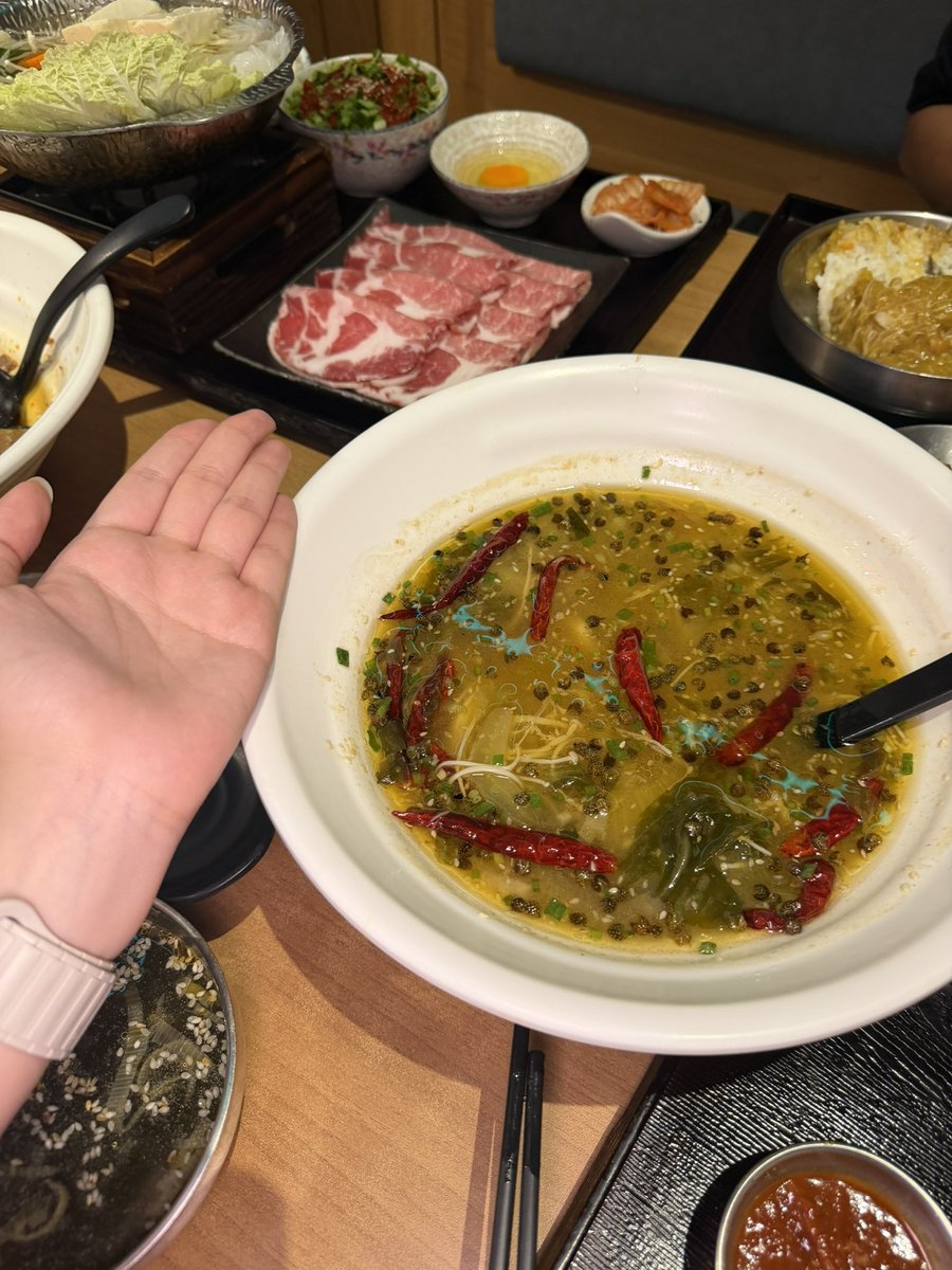 heyydong's tweet photo. ซุปผักกาดดองอร่อยมากกกก ชั้นตกใจ https://t.co/AO2ipnbuvo