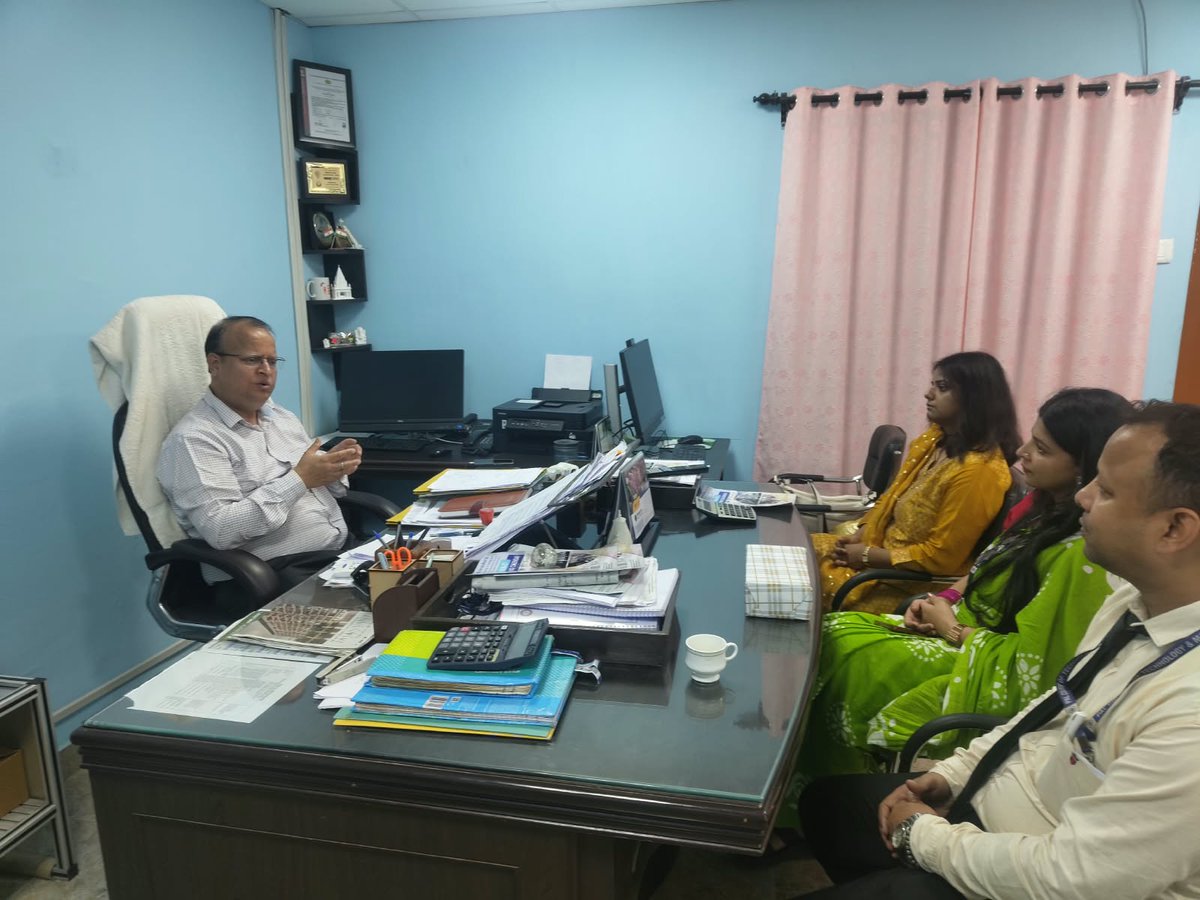 estc_ramnagar's tweet photo. 📷 Industrial Visit to ESTC
We were delighted to welcome the students and faculty of Pal College of Technology &amp; Management to Electronics Service &amp; Training Centre (ESTC), Kaniya, Ramnagar for an insightful Industrial Visit. https://t.co/KBw8TR963v