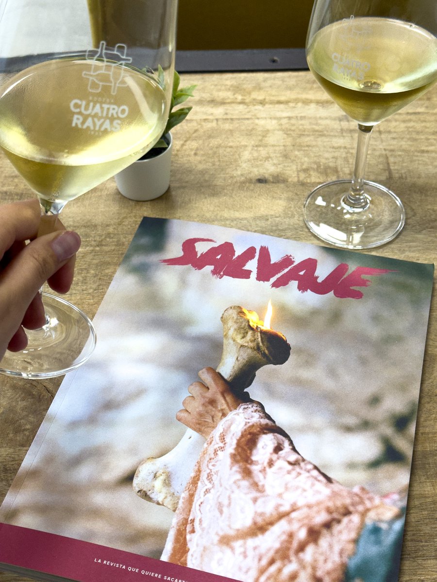 CuatroRayas's tweet photo. «En La Seca cuesta encontrar un rincón desde el que no se vea una viña»🌿

Aquí, el #vino no es solo una botella: es paisaje, es tierra y es una historia que se lleva escribiendo generaciones. https://t.co/e7QYivPJGc