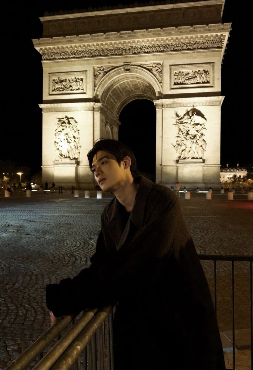 vanill__'s tweet photo. ความหล่อไม่มีวันหยุด ไม่มีเวลาเลิก หล่อ 24/7 https://t.co/6zwiQ7eD9a