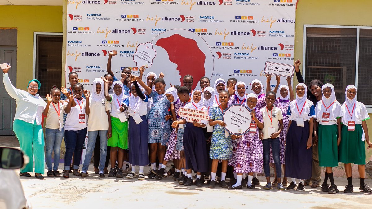AminuInit_Ghana's tweet photo. Sessions 9 & 10 💫
Our girls learned to challenge gender bias (Mr. Francis Oko Armah) and how to find and be a mentor (Ms. Jennifer Johnson).
The 2026 Cohort is ready to lead.
#AIG #GirlsLeadership #MentorshipMatters #IDG2026 #IDG2026 #Leadership #Girls #Impact https://t.co/v7Dif6Eqrt