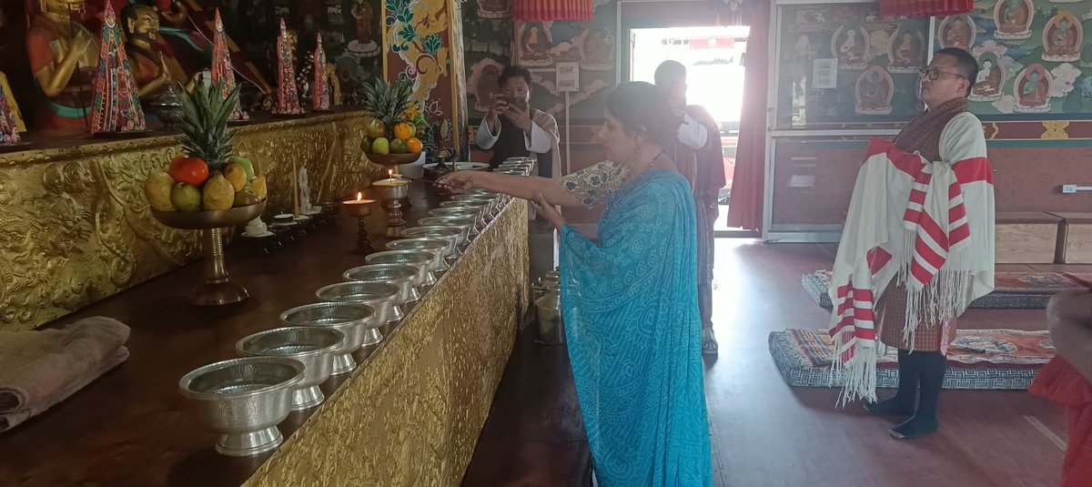 IndiainBhutanCG's tweet photo. Consul General Ms. Sucheta Chatterjee attended the ground-breaking ceremony for the construction of a Drasha at Tendruk Dhongag Choling Goenzin Dratshang, Samtse, along with officials from the Samtse Dzongkhag Administration.

#DevelopmentPartnership #SamtseDzongkhag https://t.co/sXyQiVX0H4