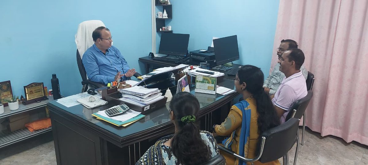 estc_ramnagar's tweet photo. Industrial Visit of Government Polytechnic, Moradabad to ESTC, Kaniya, Ramnagar
ESTC, Kaniya, Ramnagar, had the pleasure of welcoming the students and faculty of Government Polytechnic, Moradabad for an educational and industrial visit. https://t.co/GixRXB06nu