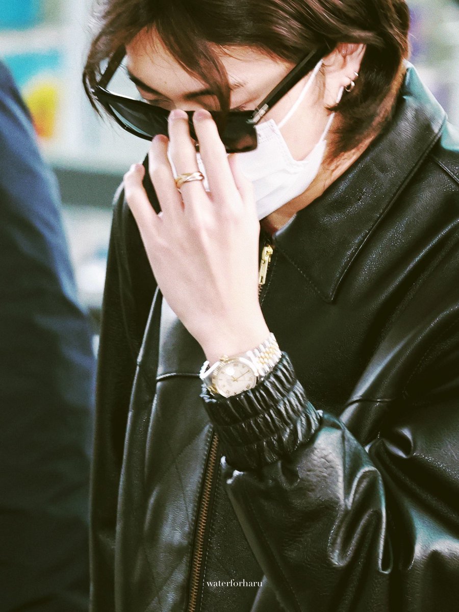 treasurelover04's tweet photo. #YG is really dumb because he didn't use the members' handsome visuals well especially Haruto🫤
He has all the qualities to be in the fashion &amp; beauty world
If Haruto were in HYBE, he would be an ambassador for Dior, Chanel, Gucci, Prada, SL, LV

#하루토 #HARUTO #트레저 #TREASURE https://t.co/O4GHjg1xn1