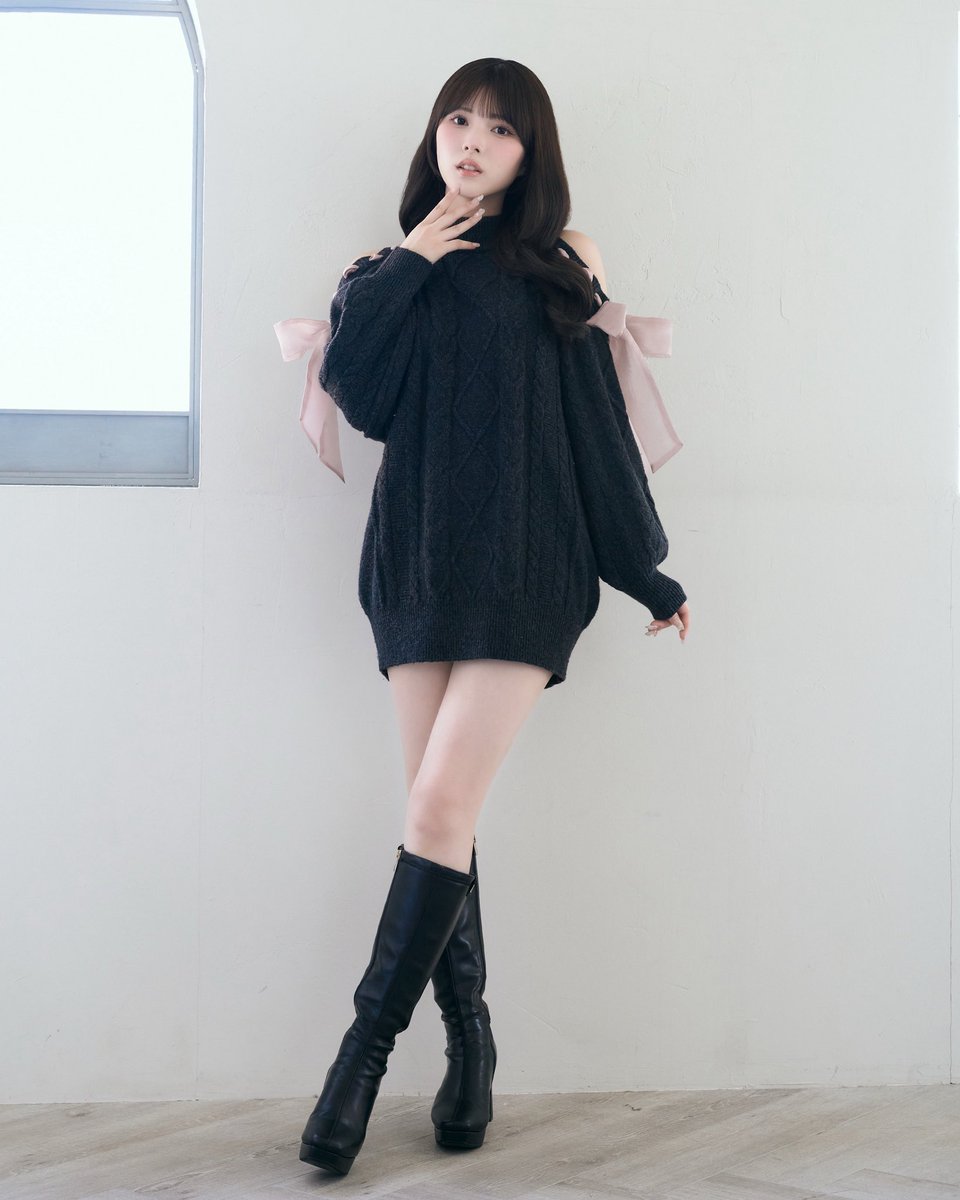 rosemuse_'s tweet photo. ┈𝑛𝑒𝑤 𝑎𝑟𝑟𝑖𝑣𝑎𝑙

"Cold shoulder ribbon cable knit"
color : gray/mocha/white/charcoal
¥12,980(tax in)

release
⁡⁡↪︎web 10/13(tue) 20:00~
⁡⁡↪︎store 10/14(wed) 11:00~
※grayは店舗限定カラーです。

◾︎gray/mocha : 155cm
◾︎white/charcoal : 165cm
⁡
#RoseMuse https://t.co/yAF9VNRcJY