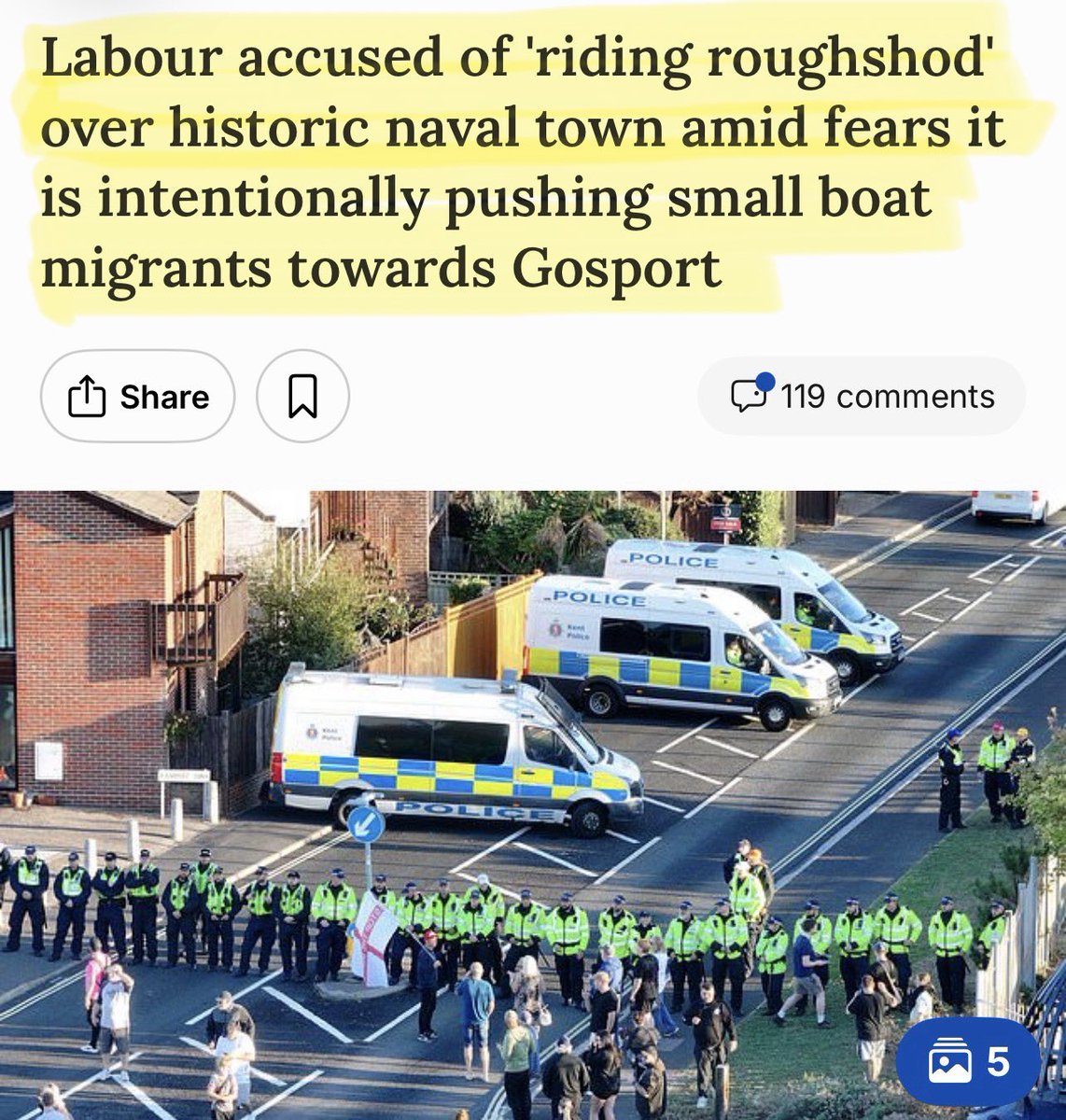 Artemisfornow's tweet photo. 1,600 illegal migrants have arrived since Friday on boats, including those currently en route! With 600ish arriving yesterday alone.

The government’s answer is to turn the police on their own citizens, lockdown the town’s people who complain and call them all far right thugs and racists.
