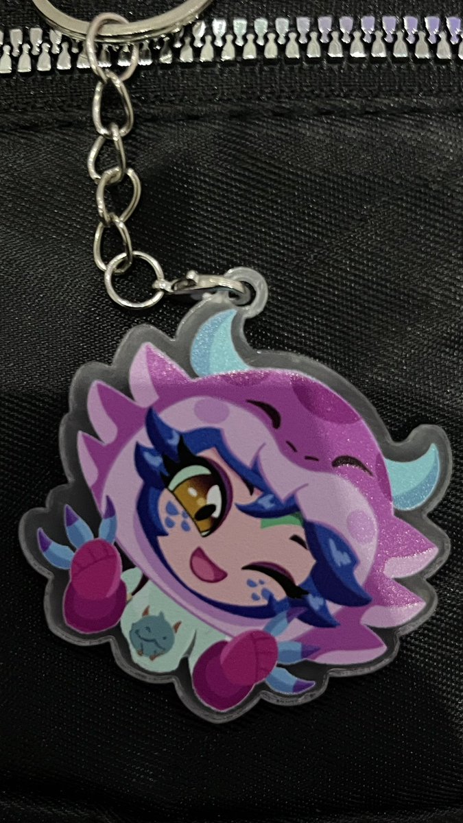 Elexedii1's tweet photo. I made a keychain 
Neeko is going everywhere with me now 
#neeko #leagueoflegends #riotgames #neekofanart #fanart #art #drawing #keychain https://t.co/zhym5rS6BY