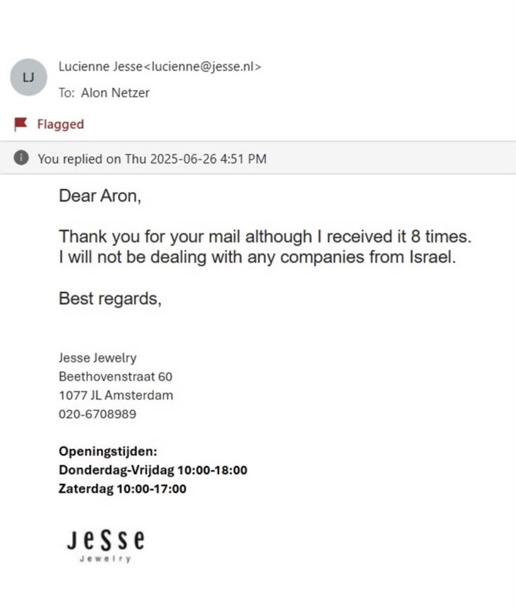 Flick1_'s tweet photo. Dit is hard, maar de waarheid is ook hard!

Zojuist kreeg ik onderstaande email binnen van een juwelier die geen zaken wil doen met bedrijven uit Israël.

Alles wat nu gebeurt, is al een keer eerder gebeurd en het zal weer gebeuren!!

Bij deze juwelier koop ik i.i.g. geen trouwringen...