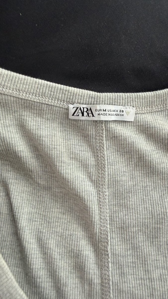 pepipepieee's tweet photo. กล้าม Zara แท้ สีเทากับสีกรม ตัวละ 120 รวมส่ง รับคู่ 220 รวมส่ง
#ส่งต่อ #ส่งต่อเสื้อผ้ามือ2 #เสื้อผ้ามือ2 #เสื้อผ้ามือสองสภาพดี #เสื้อผ้ามือสองราคาถูก #ส่งต่อเสื้อผ้า #เสื้อผ้ามือสอง #กระเป๋ามือสอง #ส่งต่อเสื้อผ้ามือสอง https://t.co/RwvcHkYDQ2