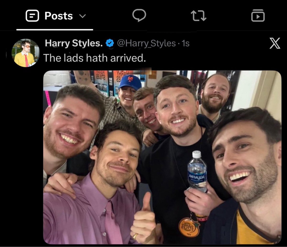 sanitydisco's tweet photo. OH MY GOD HARRY https://t.co/UYCQ7D0kq8