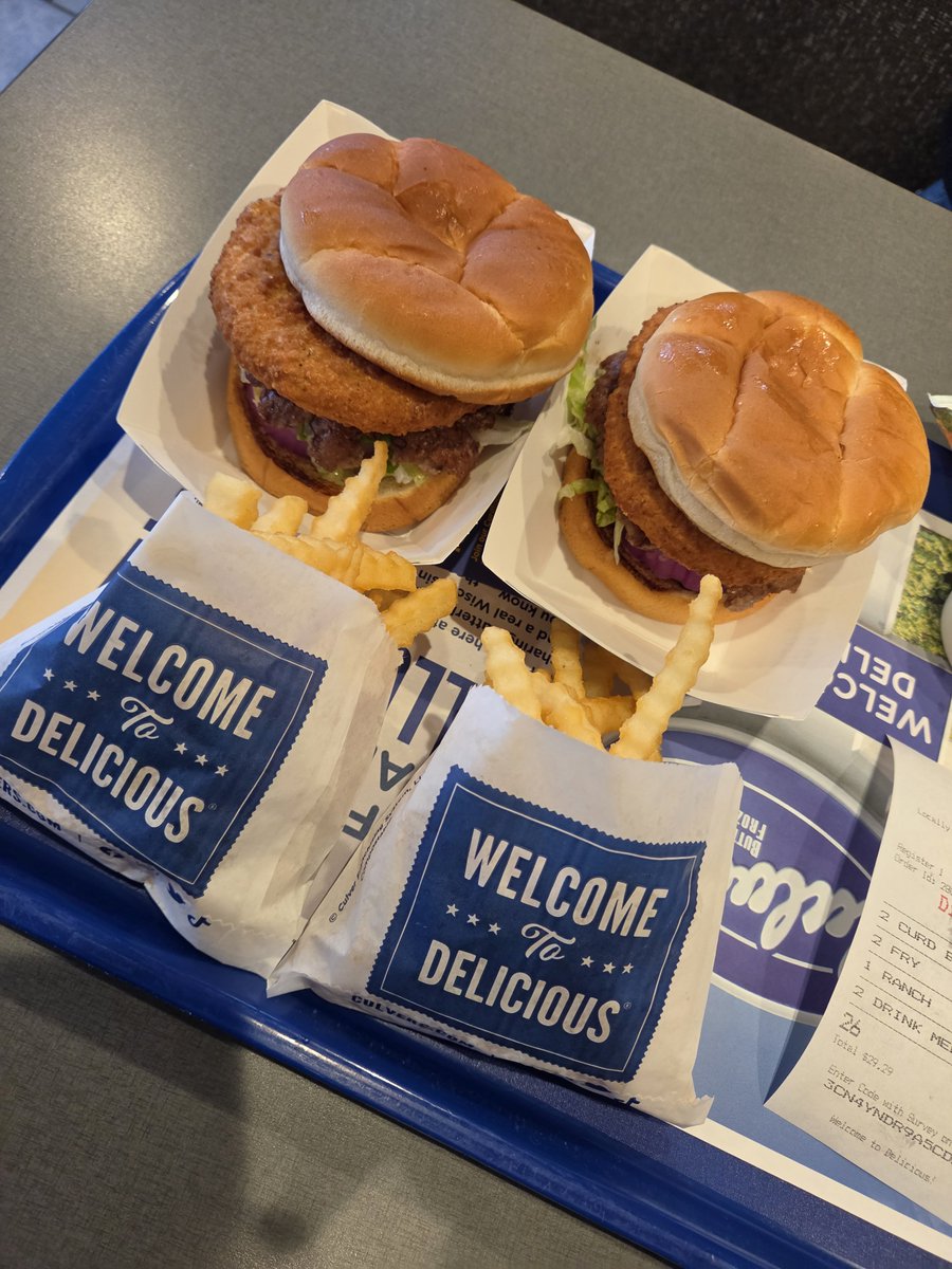 westofwhereiam's tweet photo. The Curder burger is honestly the best fast food burger ive had. Definitely top 10 burgers overall https://t.co/Dw4Lq0Ba1s