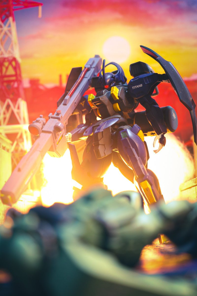 tutuolqa0's tweet photo. 『茜空に潰える夢』

ダリルバルデティターンズ仕様

#ガンプラ
#プレイセット
#ブンドド https://t.co/0Ic1RL54E2