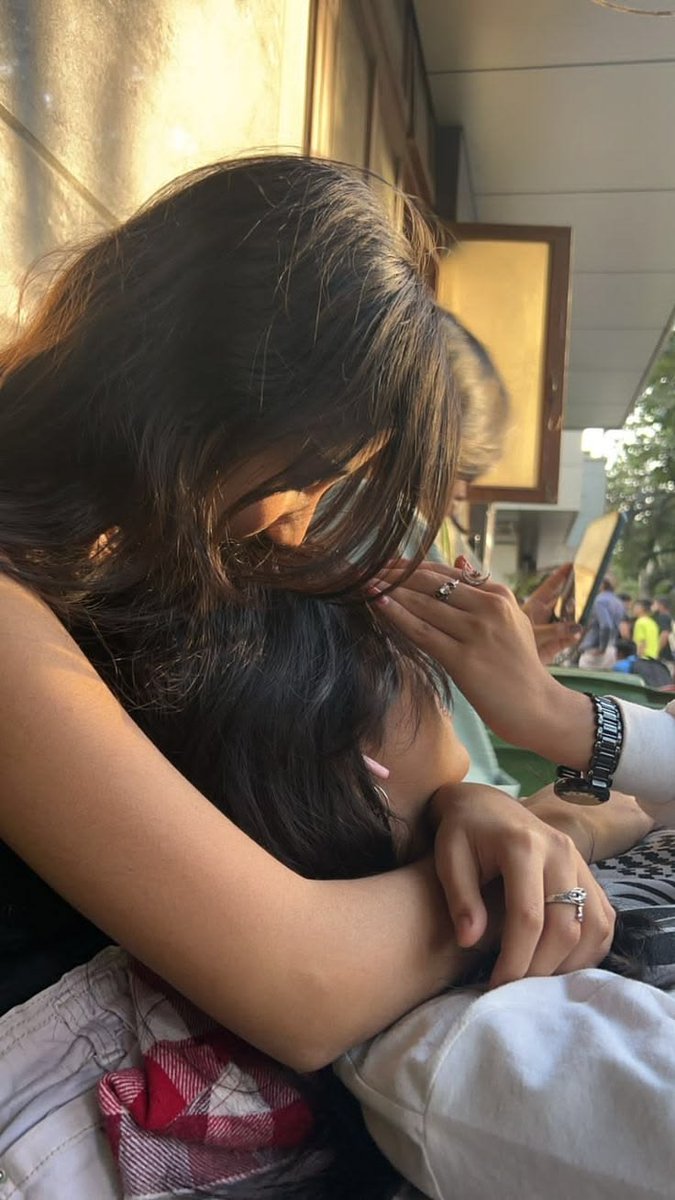 wlwforever05's tweet photo. Could be us https://t.co/8S3fW1Euna