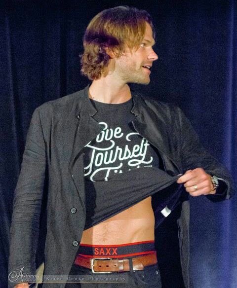 bloodwhoresam's tweet photo. underwear peeking out, what a slut https://t.co/Eo9Axys3RO