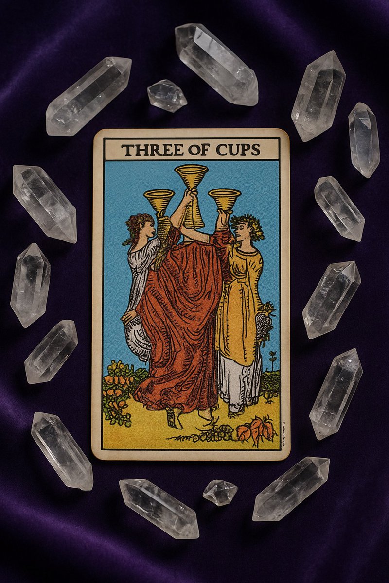 Ren_astrology's tweet photo. 今日のタロット： "Three of   Cups" 🔮
    「 "友情と喜び。仲間との時間を楽しみましょう。"」
 
    #占い #タロット #今日の運勢 https://t.co/4NOqa4SDAD