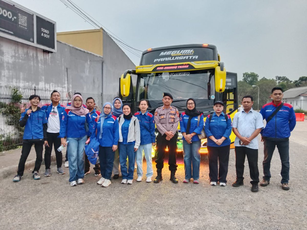 HumassekCpdysbg's tweet photo. Piket Pawas Iptu H. Subur Mulyana SH pimpin pengamanan keberangkatan perwakilan massa Serikat K- SPSI

SUBANG, Selasa (06/10/26) Piket Pawas Iptu H. Subur Mulyana SH pimpin pengamanan keberangkatan perwakilan massa Serikat K- SPSI dalam rangka aksi damai https://t.co/UOXV73IjUO