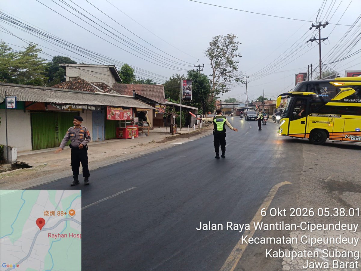 HumassekCpdysbg's tweet photo. Piket Pawas Iptu H. Subur Mulyana SH pimpin pengamanan keberangkatan perwakilan massa Serikat K- SPSI

SUBANG, Selasa (06/10/26) Piket Pawas Iptu H. Subur Mulyana SH pimpin pengamanan keberangkatan perwakilan massa Serikat K- SPSI dalam rangka aksi damai https://t.co/UOXV73IjUO