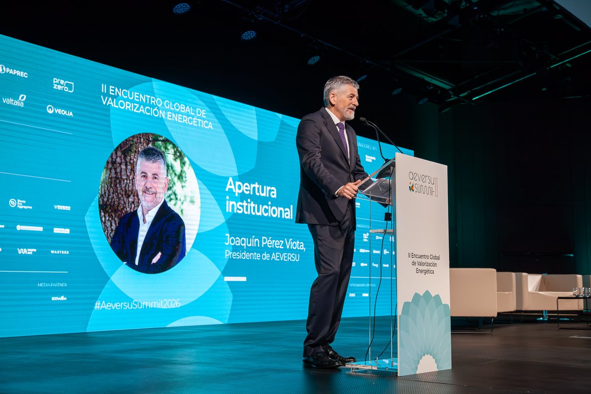SogamaXunta's tweet photo. ⚡ O presidente e a directora xeral de #Sogama participaron no II #AeversuSummit en Madrid, onde se abordou o papel da #ValorizaciónEnerxética no avance cara á #EconomíaCircular e a redución da vertedura 🌍♻️

🔗 https://t.co/CYkcUF03b0 https://t.co/gYEoy5mQY5