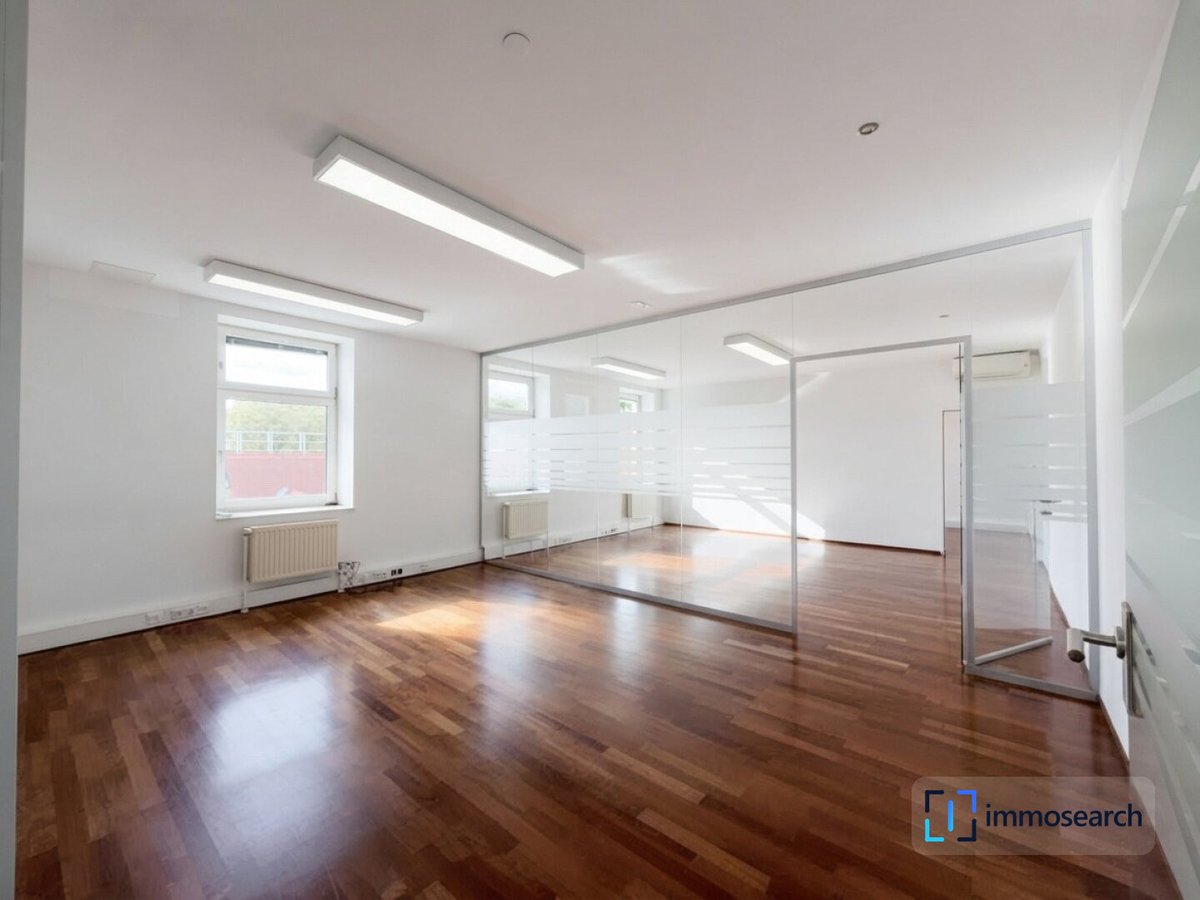 immo_aldin's tweet photo. Am Nußdorfer Platz in 1190 Wien steht ein hochwertig ausgestattetes Büro mit ca. 212 m² im 4. Obergeschoss | DG zur Miete bereit: 6 Räume, getrennte Sanitäreinheiten, Parkettboden, eingerichtete Teeküche, abgehängte Decke…

Mehr erfahren: https://t.co/0iv82k5OCD https://t.co/ZcSIyzuKHv