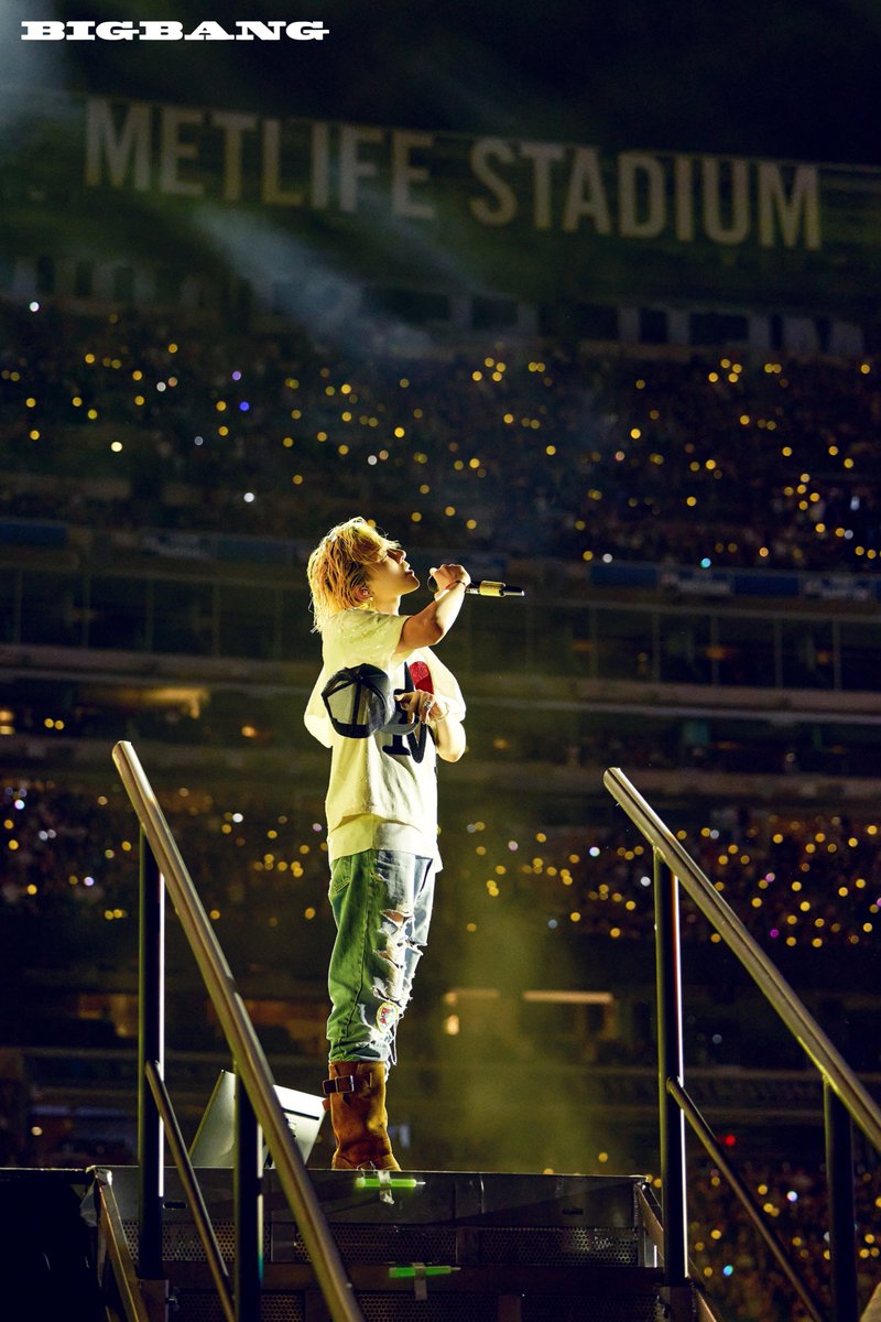 otomviii's tweet photo. 261006 빅뱅 비스테이지 #지드래곤 

< XX : COSMOS > IN NORTH AMERICA &amp; EUROPE https://t.co/gsjDsxb3De