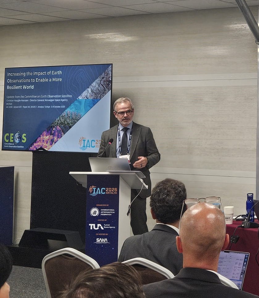 CEOSdotORG's tweet photo. 🛰️ CEOS @ #IAC2026 - Increasing the Impact of Earth Observations to Enable a More Resilient World

📷 2027 CEOS Chair, Christian Hauglie-Hanssen presenting on behalf of CEOS during the International Ventures in Earth Observations session https://t.co/BtMhvyE8Ds