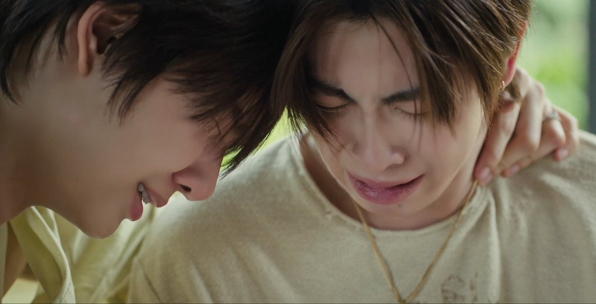 ANJellahhhcinnn's tweet photo. กินเบียร์ด้วย อกหักหรอวะ555555555

TRAILER KHEMJIRA FOREVER 
#ตัวอย่างเขมจิราตลอดกาล https://t.co/0IKxoRKA05