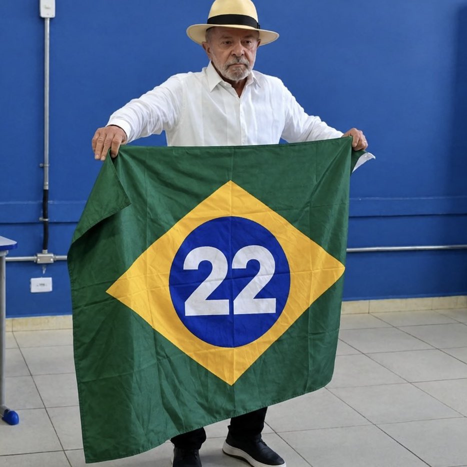 Trump_Careca's tweet photo. @o_olavista_news Até o Lule vai votar no 2️⃣2️⃣ KKKKKKKKKKKK https://t.co/x6dHUImjAb