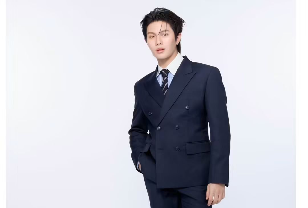 pangmak2026's tweet photo. ปังมาก!
Ren Clinic เตรียมเสิร์ฟที่สุดแห่งความเอ็กซ์คลูซีฟ  ฉลอง 7 ปี เปิดตัว “วิลเลี่ยม-จักรภัทร” พรีเซนเตอร์คนแรก
           
#RenClinic #RenxWilliam #TheRightSolutionForYou #Williamjkp
@GMMTV https://t.co/lCzKSVa6se