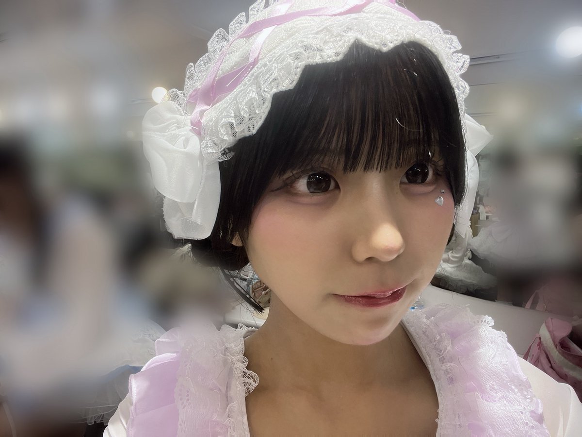 cosmelty_sae's tweet photo. A-oneFES miniお越し下さりありがとうございました！すごい緊張したけど楽しくできたので良かったです🎶今日の気持ちを忘れずにこれからも頑張ります！
明日もがんばろーう🌱 https://t.co/Lt4hMYfA9w