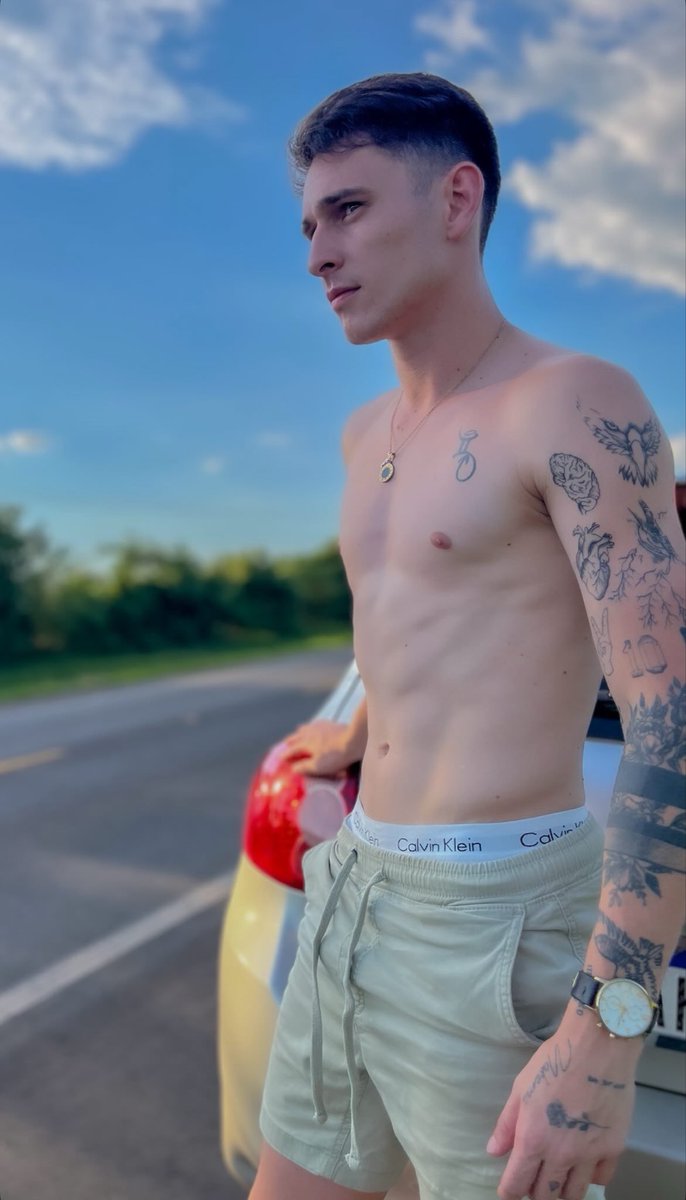 machosprepy's tweet photo. Canal de paraguayos 🥵🍆👉🏻 https://t.co/pWUX3VcmDU https://t.co/Snr3brw2MQ