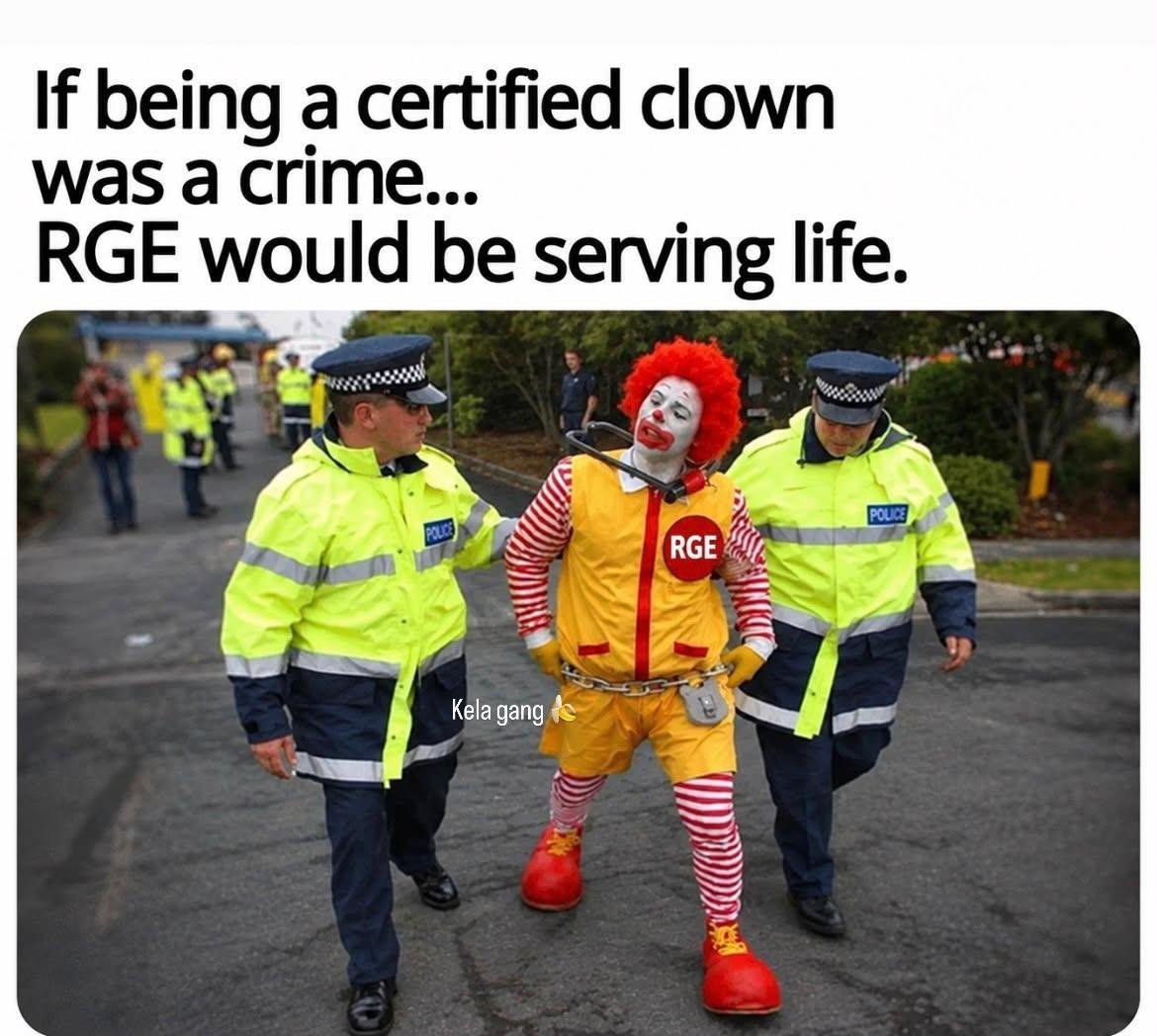 Sudh4nshuuu's tweet photo. @ReckoningIndia achee se ghar jana clowns 🤡 please comeback in next tournament we need clowns like you in igc.
#bmsd #bmsd2026 #esports #bgmi #godlike #tag #soul https://t.co/VzMqh28WAy