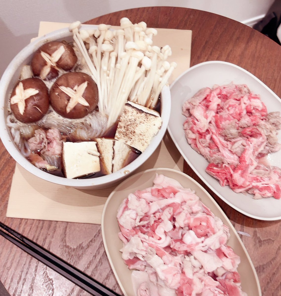 uwpa_'s tweet photo. すきやき作ったσ(•̥ ω •̥)♥ https://t.co/k31sR2j2Sa