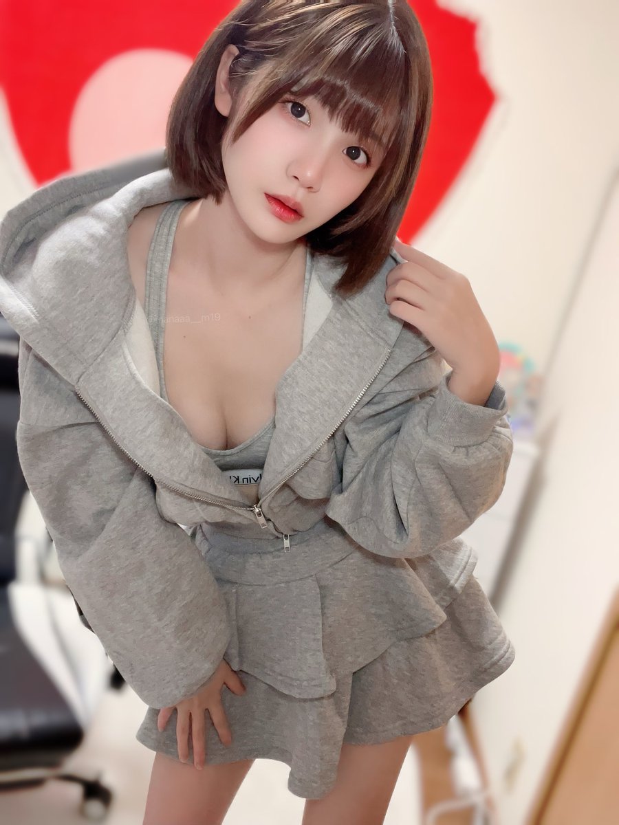 まな🐶🤍さんのエロ画像、2026年10月06日23時09分21秒に投稿