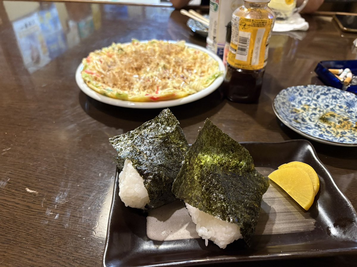 k2c_dokidoki's tweet photo. 東北の放浪旅から帰ってきて久々に地元の居酒屋で仲間達と🍺まぁ俺は飲まないんだけど🤣
くだらない話しで盛り上がって楽しい😆
東北の旅も楽しかったな~ 😌
近いうちにまた旅に出るので準備します😉
目指せ‼️日本一周‼️
#居酒屋
#日本一周
#放浪旅 https://t.co/euzrPaPPAp