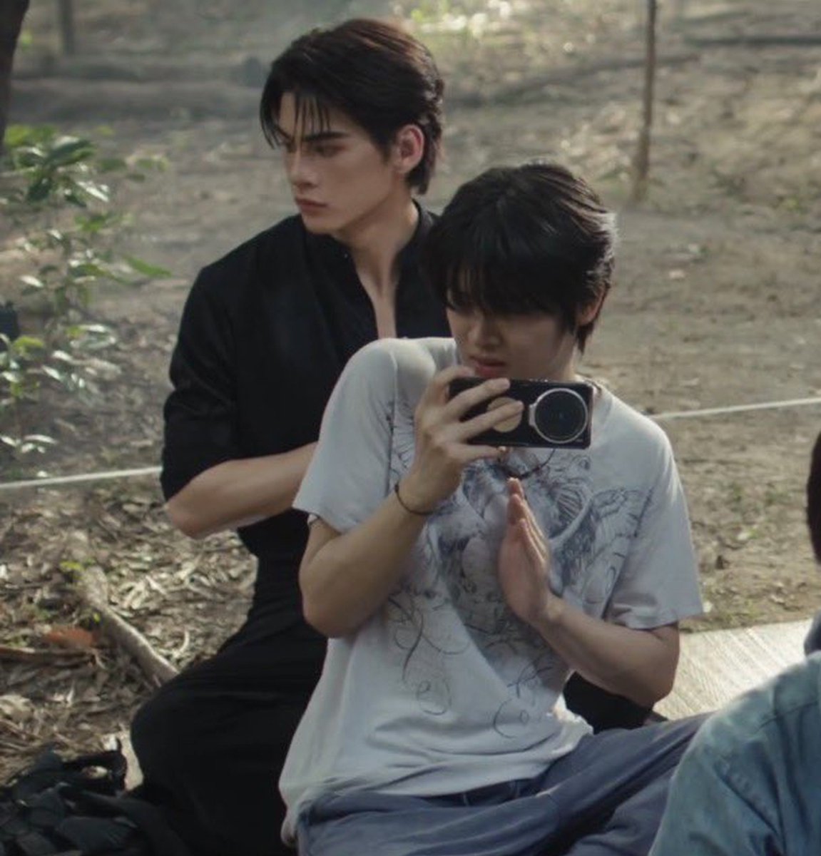 kimwaiistory's tweet photo. โอยยย เหนือโต้ในบทภีมเขมในซีรีส์ซ้อนซีรีส์อีกทีก็คือไซส์ดิฟโหดจัดเลย อ้ยยย เขินwaa 😭 https://t.co/Kh8qBNJvFf
