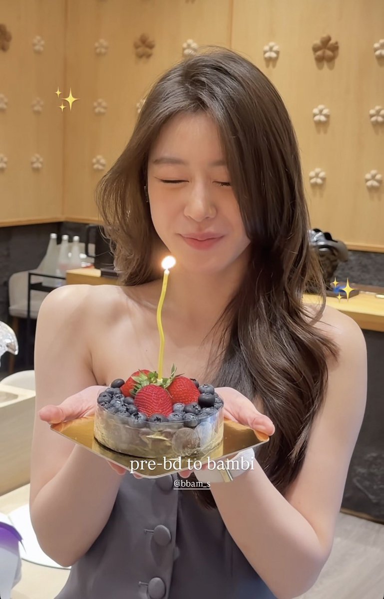 GLdiaryy's tweet photo. มากาเสะมื้อนี้หวานมากกกบรรยากาศก็ฟุ้งไปด้วยความรัก จองขวัญพิเศษจากคนพิเศษ

Cr.IG:oomeisaya

#OomBam #อุ้มแบม #oomeisaya #bamsarale https://t.co/iO9eBwcHEi