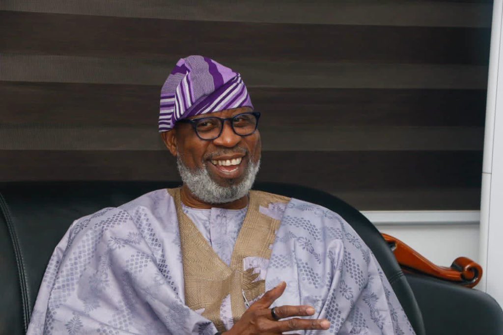 AlakeDele's tweet photo. Today, I turn 70 with deep gratitude to God for the gift of life and the privilege of serving my country.

I am thankful for every lesson, challenge and opportunity to contribute to Nigeria’s progress. My hope for our nation’s future is as strong as ever and my commitment to helping build a better Nigeria with integrity and purpose remains unchanged.