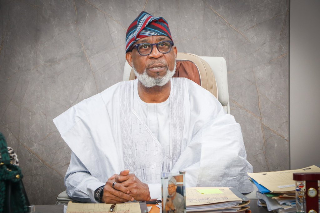 AlakeDele's tweet photo. Today, I turn 70 with deep gratitude to God for the gift of life and the privilege of serving my country.

I am thankful for every lesson, challenge and opportunity to contribute to Nigeria’s progress. My hope for our nation’s future is as strong as ever and my commitment to helping build a better Nigeria with integrity and purpose remains unchanged.