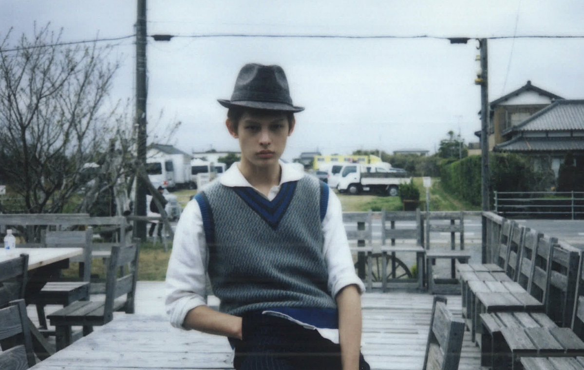 chaoyufm's tweet photo. #JAMES ACAI MV 2 https://t.co/0kv7fBHI6R