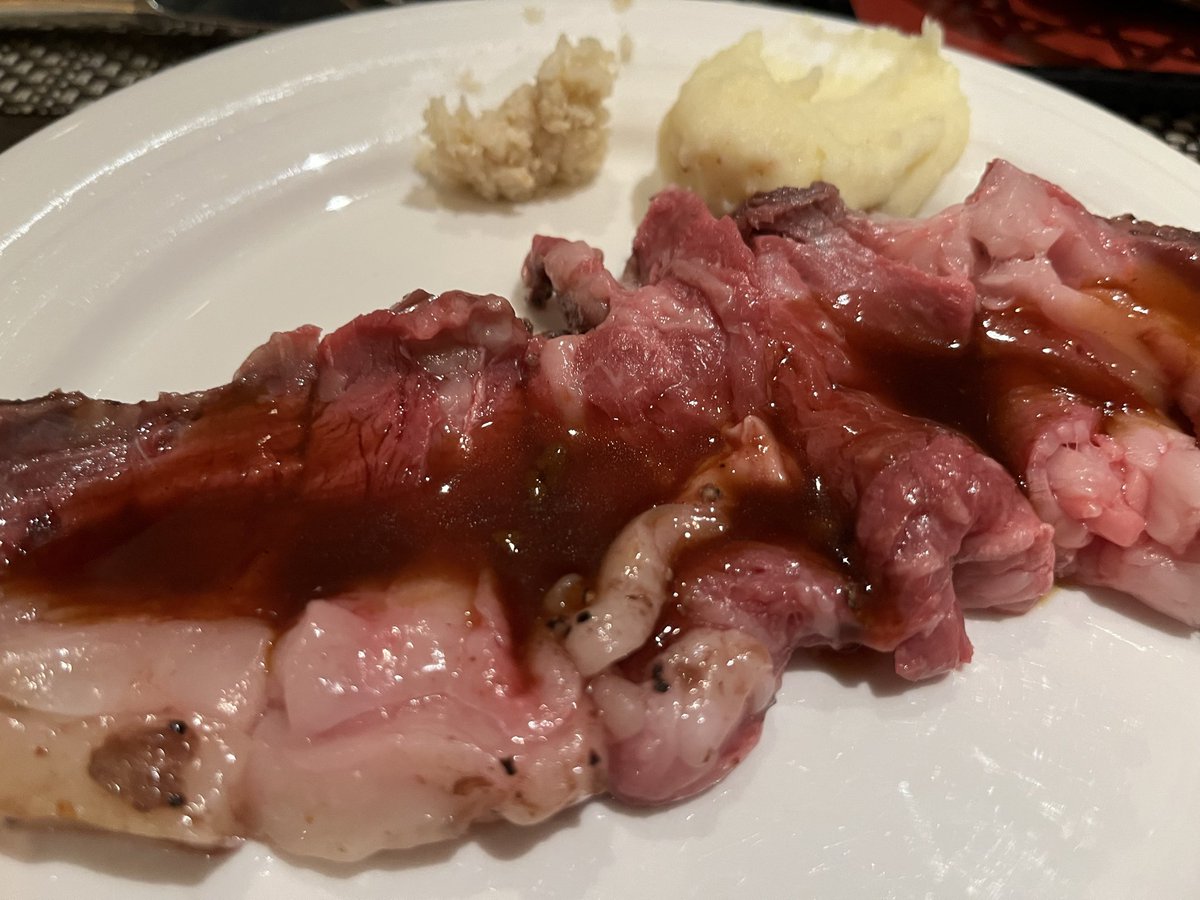 lunakota's tweet photo. ローストビーフ、天ぷら、お寿司、海鮮丼
#シェフズライブキッチン 
#インターコンチネンタル東京ベイ https://t.co/nM5iNkOup4