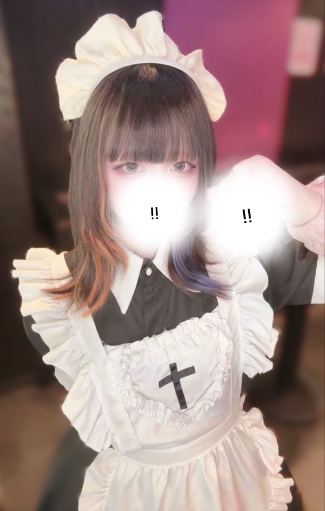 n_O131_'s tweet photo. 今日のメイド服金木犀イメージ⟡.·
前ハートと十��架無かったら結構完璧だった💘ᐡ• ‧̫ •ᐡ꒱⊃🪄☆ ｡ https://t.co/FJtFVTNL0p