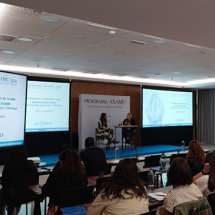 LivemedIberia's tweet photo. 📊 Mañana de gran valor científico en el Programa #ASAMU 2026 de #Santiago:
🤰 La Dra. @laurapeteiro abordó la relevancia de la suplementación preconcepcional y nutracéutica en el embarazo
🩸 La Dra. Mariña Sánchez-Andrade analizó el reto diagnóstico y terapéutico que representa el déficit de hierro en la mujer
☕ ¡Continuamos!