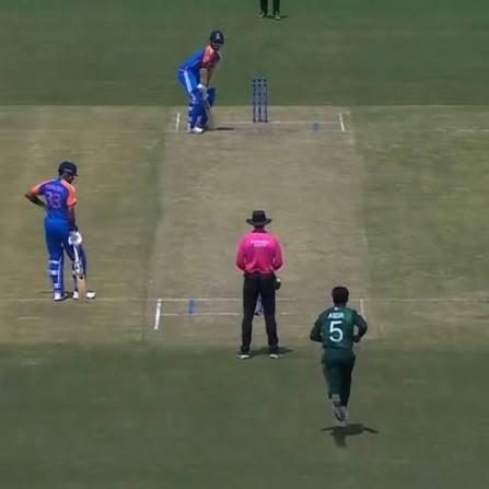 ABsay_ek's tweet photo. All 3 played actually in 2024 T20 World Cup game when Arshdeep showed this boss move: https://t.co/0pyNNbCpwh